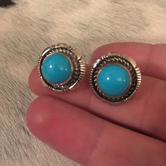 Sleeping beauty turquoise earrings - Picture 4 of 5